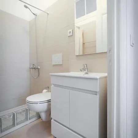 Guestready - Hygge-style In Historical Graca Apartment
