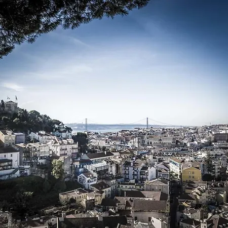 Apartment Guestready - Hygge-style In Historical Graca Lisbon